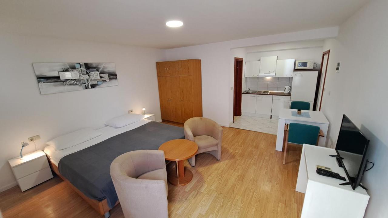 Sleep&Go Apartment Cilipi Exterior photo